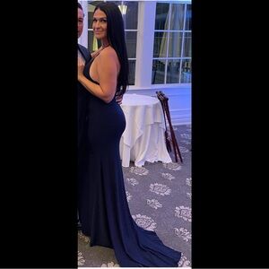 Chic Backless Navy Dress